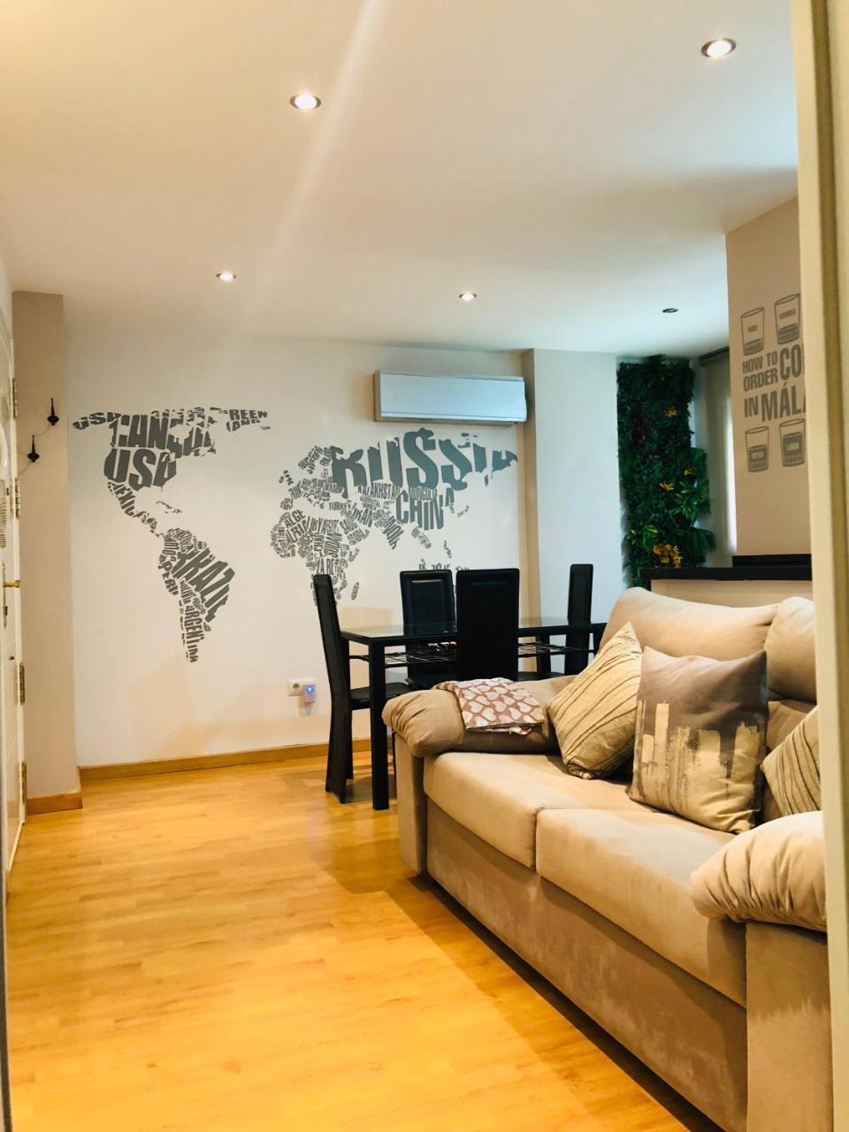 Apartamento Malagueta Malaga Exterior photo
